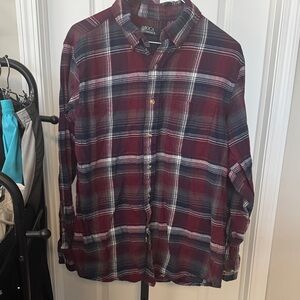 AEO Men's Red Plaid Casual Shirt